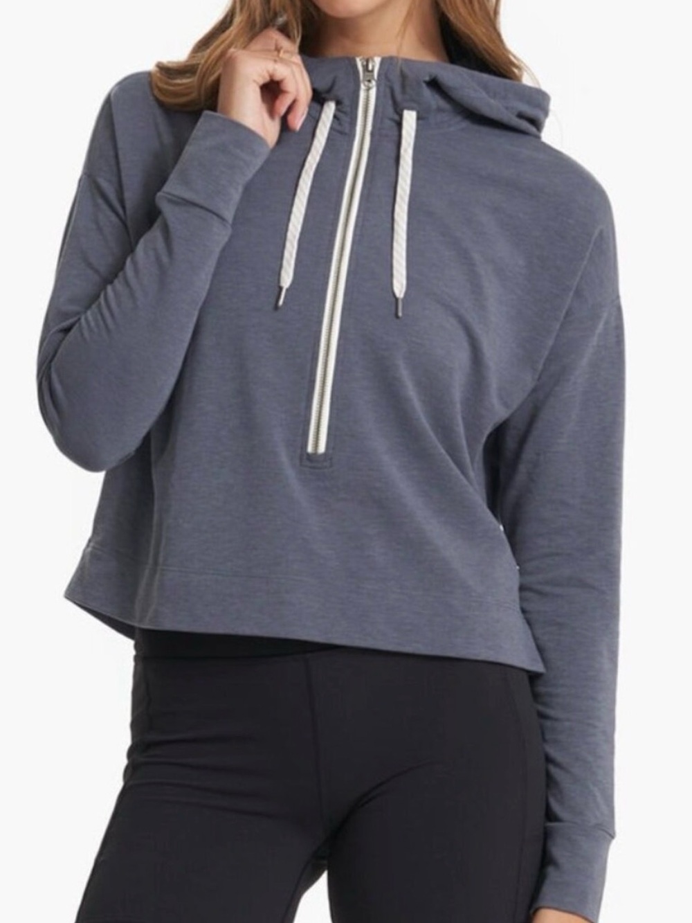 Vuori Vista Half Zip Hoodie in Azure Heather Athleisure Women’s Medium